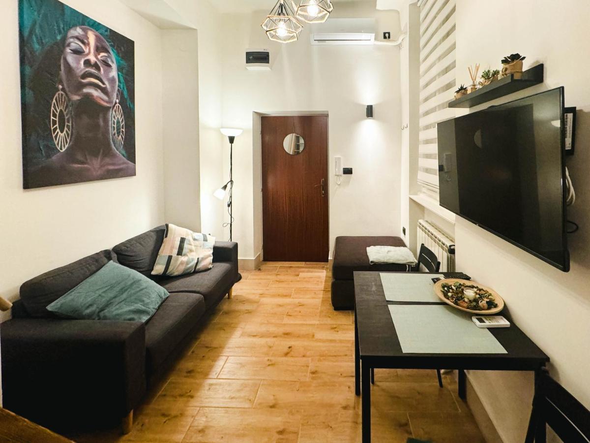 Comfy Studio In City Center Beograd Bagian luar foto